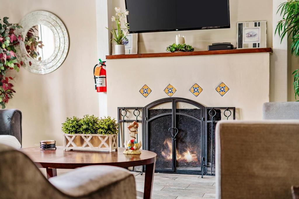 Oceanside Rocks Family Vacation Home エクステリア 写真