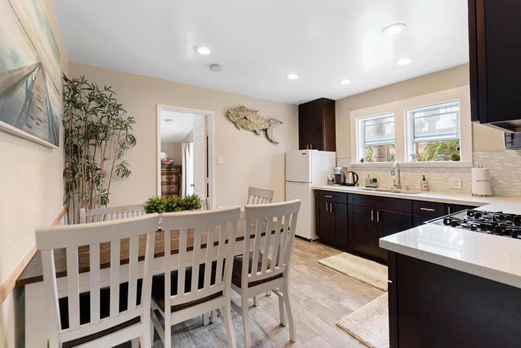 Oceanside Rocks Family Vacation Home エクステリア 写真