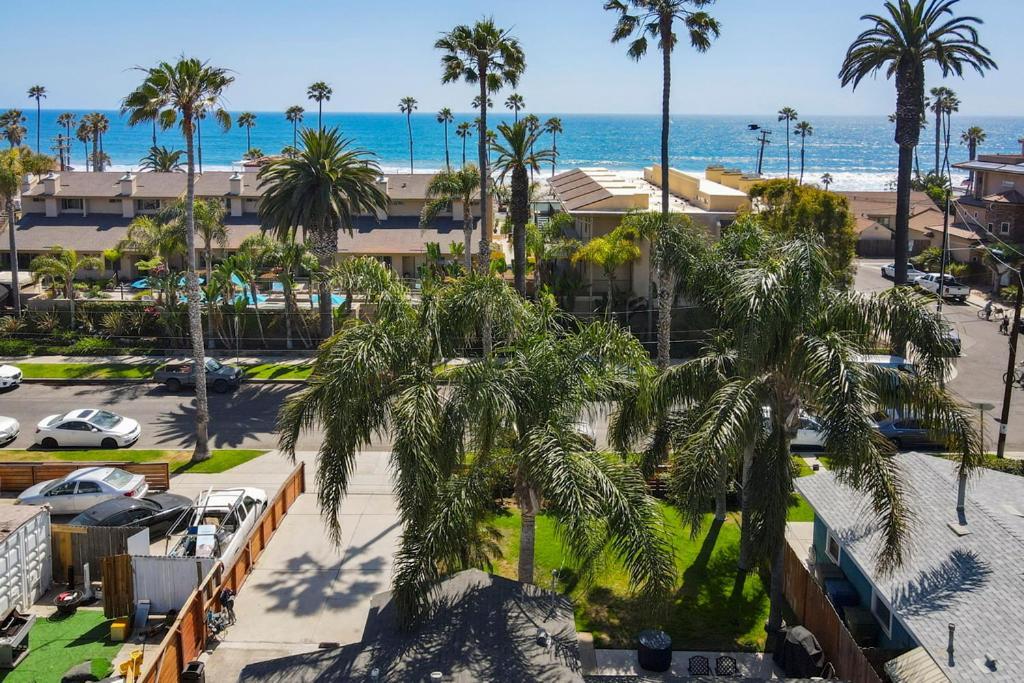 Oceanside Rocks Family Vacation Home エクステリア 写真